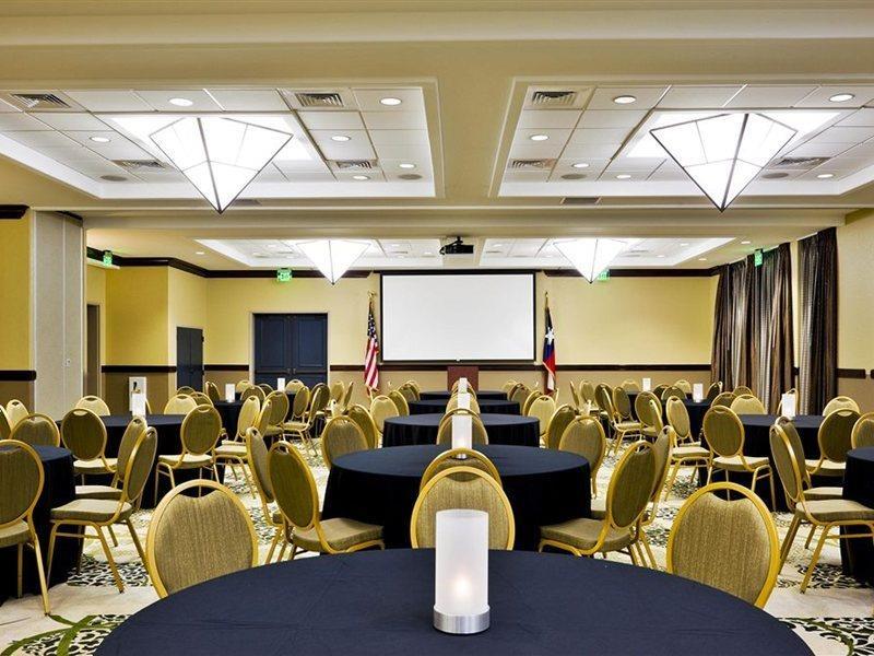 Holiday Inn San Antonio Northwest- Seaworld Area By Ihg Exterior foto